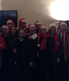 ''Compagnia di Babbo Natale'': solidarietà & allegria contagiosa in Palazzo Vecchio