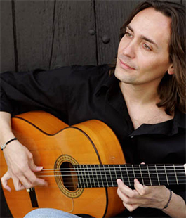 Il chitarrista di flamenco Vicente Amigo in concerto all'ObiHall di Firenze
