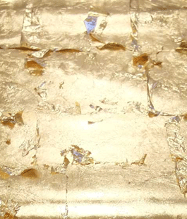 ''La strada d'oro'': via Santa Maria lastricata di foglia d'oro per un giorno